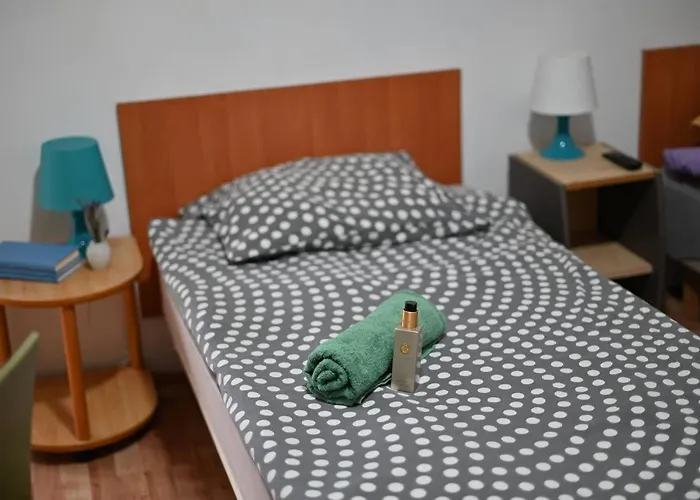 Kwt - Self Check-in - Wejscie Na Kod Hostel Nowogard