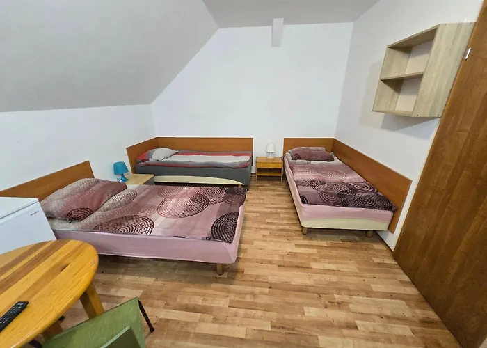 Hostel Kwt - Self Check-in - Wejscie Na Kod Nowogard